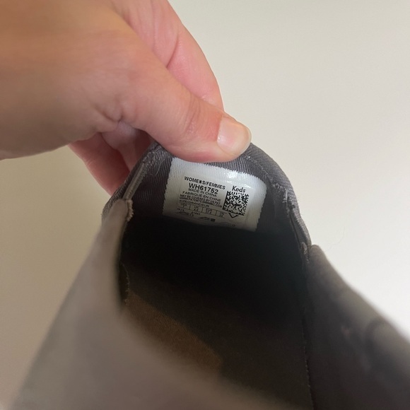 Keds Gray Slip On Sneaker Shoes Size 7 - Picture 8 of 8